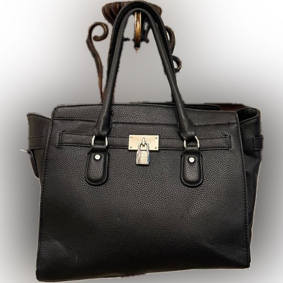 EUC Dana Buchman handbag - Picture 1 of 8